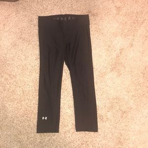 women’s under armour capri leggings size s